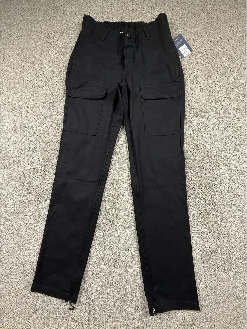 NWT Universal Thread Women’s Adaptative Utility Cargo Pants Size 6 Black $30